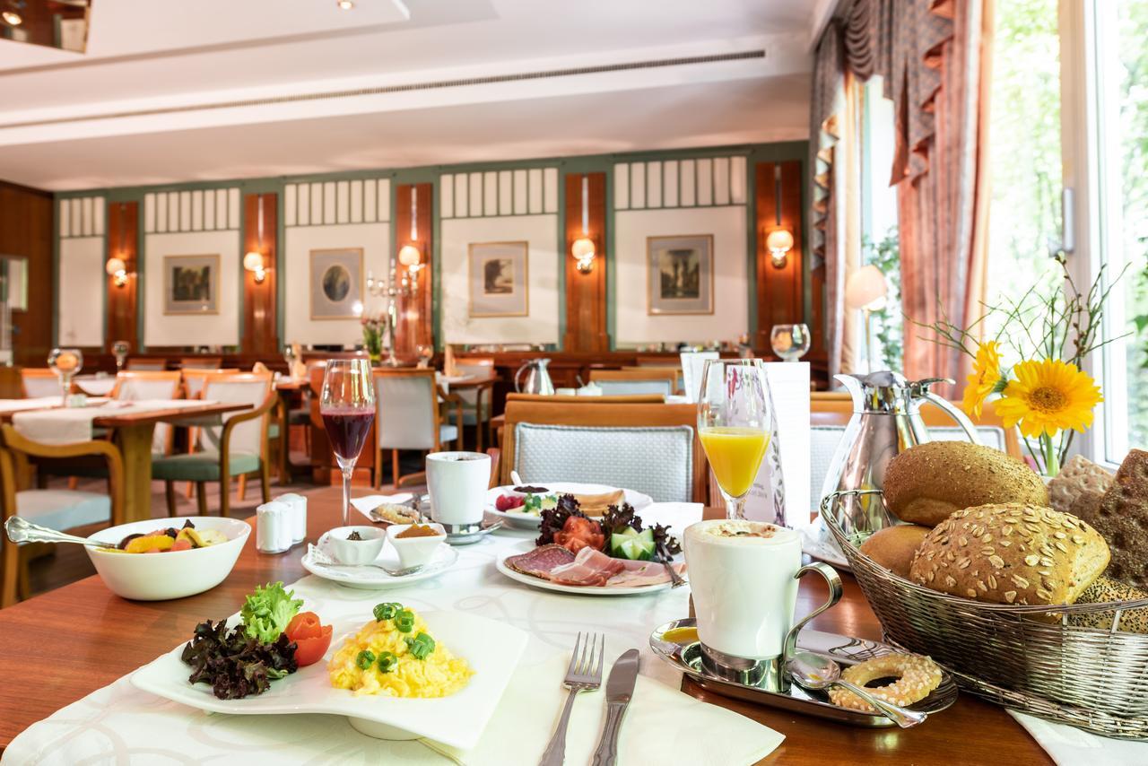 Parkhotel ชตัดท์อัลเลนดอร์ฟ ภายนอก รูปภาพ