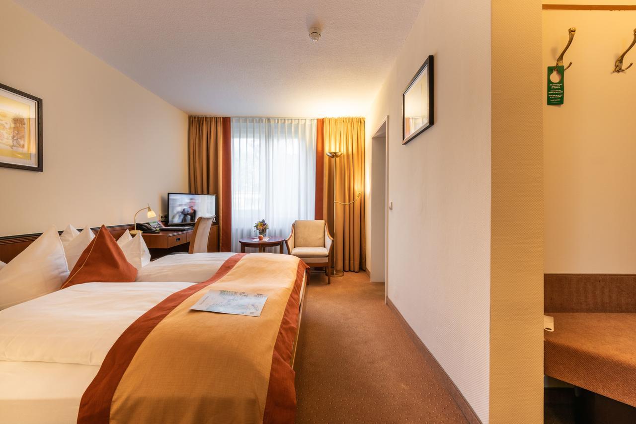 Parkhotel ชตัดท์อัลเลนดอร์ฟ ภายนอก รูปภาพ